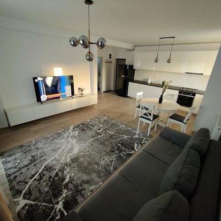 2 Rooms Apartment I Love Tea Бухарест Екстер'єр фото