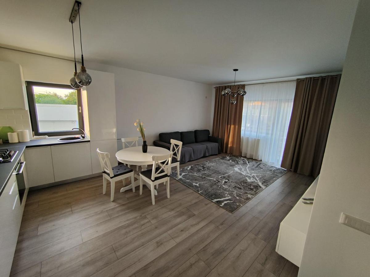 2 Rooms Apartment I Love Tea Бухарест Екстер'єр фото